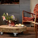 ドゥ リンデブーム 3*