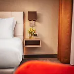 ドゥ リンデブーム 3*