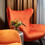 ドゥ リンデブーム デン・ブルグ