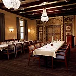 ドゥ リンデブーム デン・ブルグ