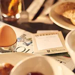 ドゥ リンデブーム デン・ブルグ