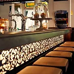 ドゥ リンデブーム