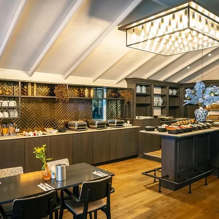 Ξενοδοχείο De Lindeboom Den Burg