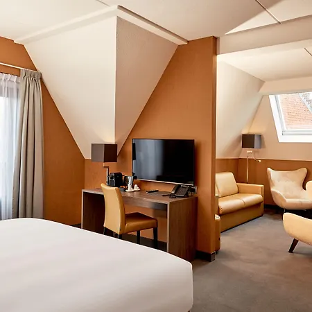 De Lindeboom 3*