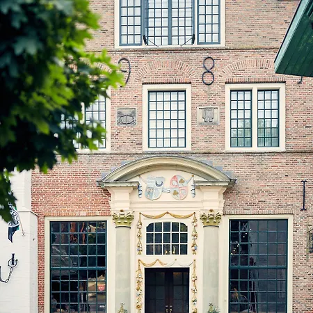 De Lindeboom Hotel 3*