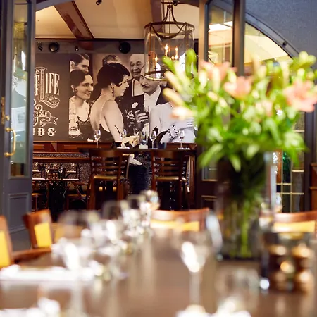 Ξενοδοχείο De Lindeboom Den Burg