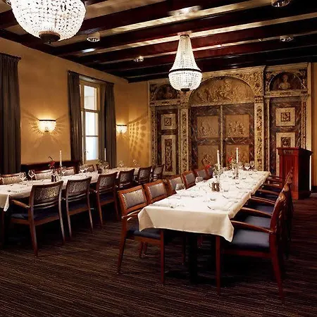 De Lindeboom Hotel 3*