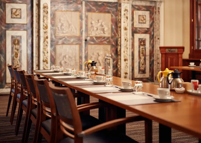 De Lindeboom Hotel 3*