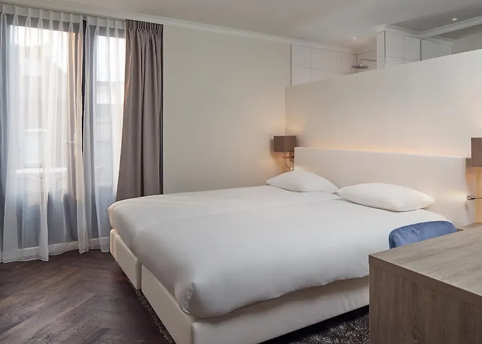 De Lindeboom Hotel Den Burg